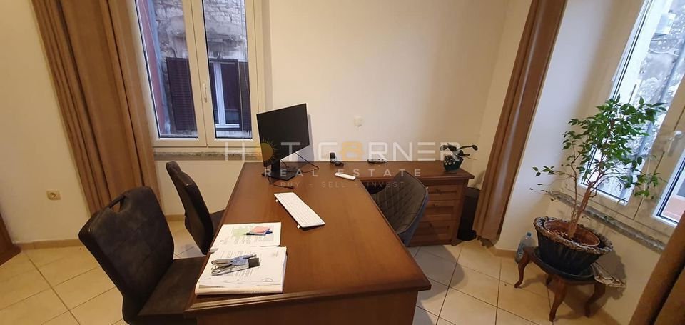 Business premises For sale - ISTARSKA PULA