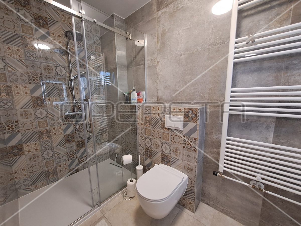 Apartma Na predaj - ZAGREBAČKA VELIKA GORICA