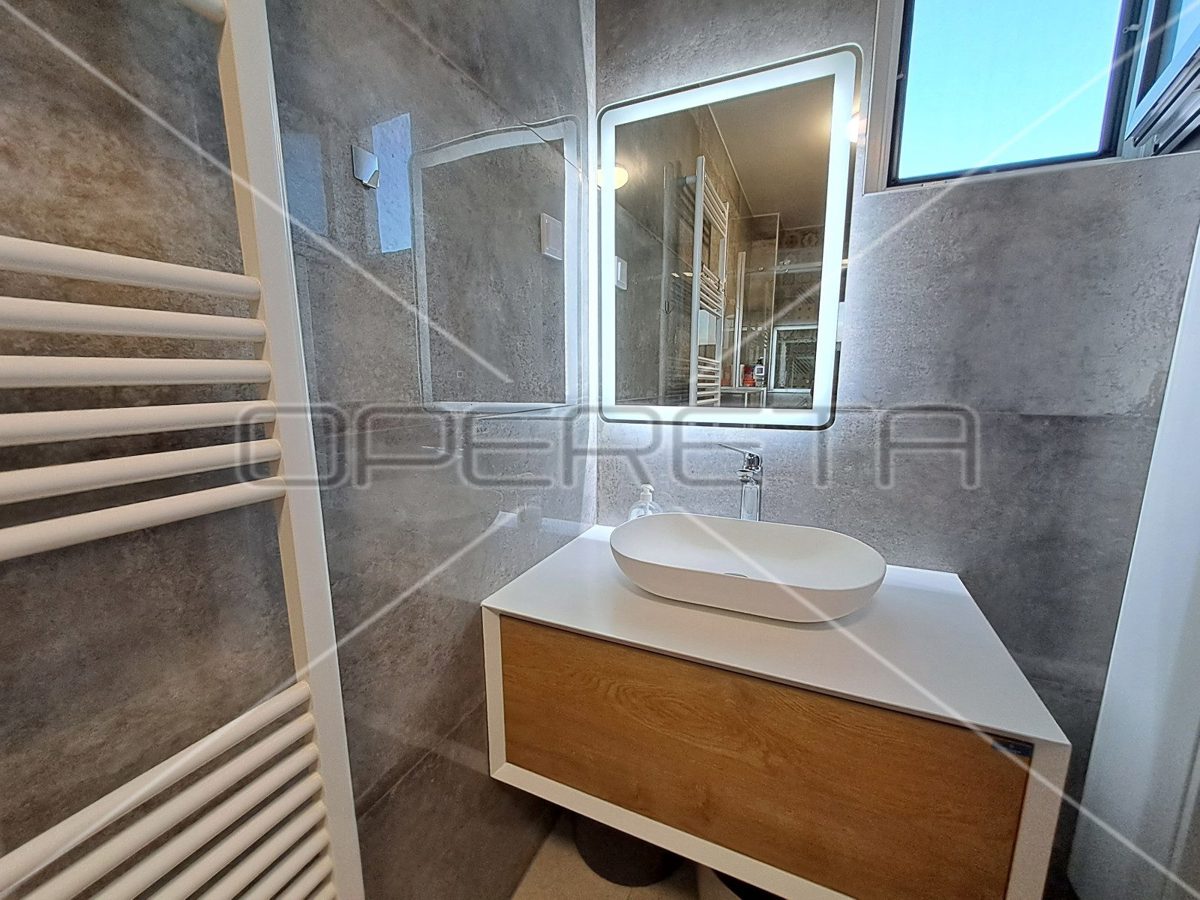 Apartma Na predaj - ZAGREBAČKA VELIKA GORICA