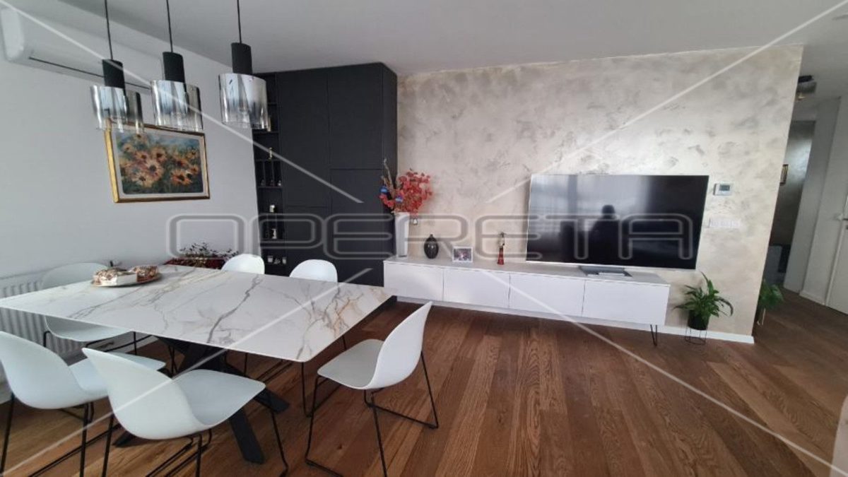 Apartma Na predaj - ZAGREBAČKA VELIKA GORICA