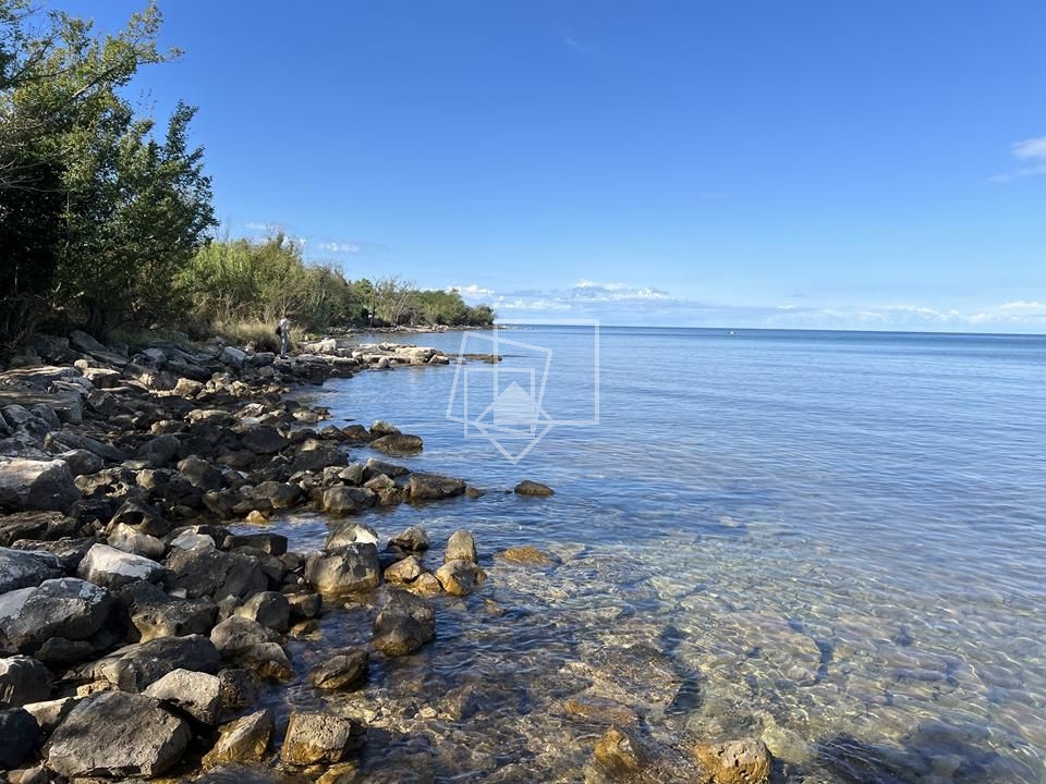 Land For sale - ISTARSKA UMAG