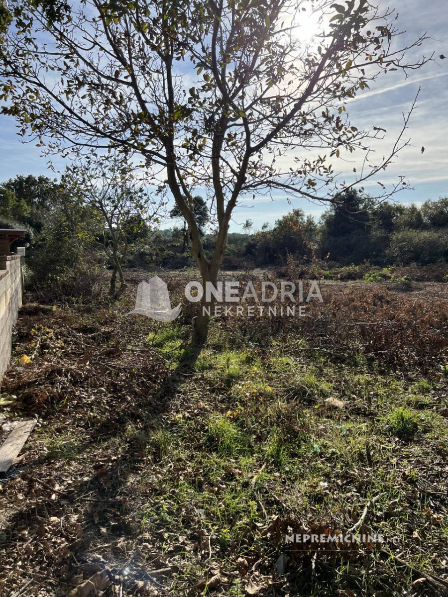 Land For sale - ISTARSKA LIŽNJAN