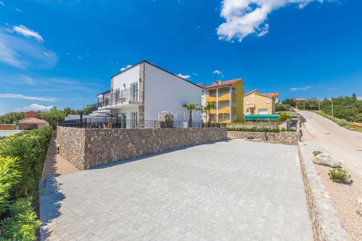Dom Na predaj - PRIMORSKO-GORANSKA KRK