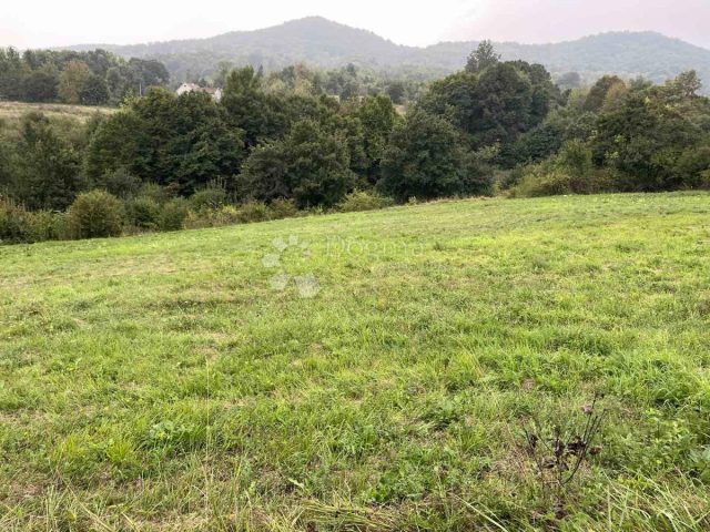 Działka na sprzedaż 2181 m² – Plaški