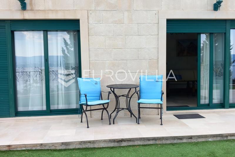 House For rent - SPLITSKO-DALMATINSKA OMIŠ