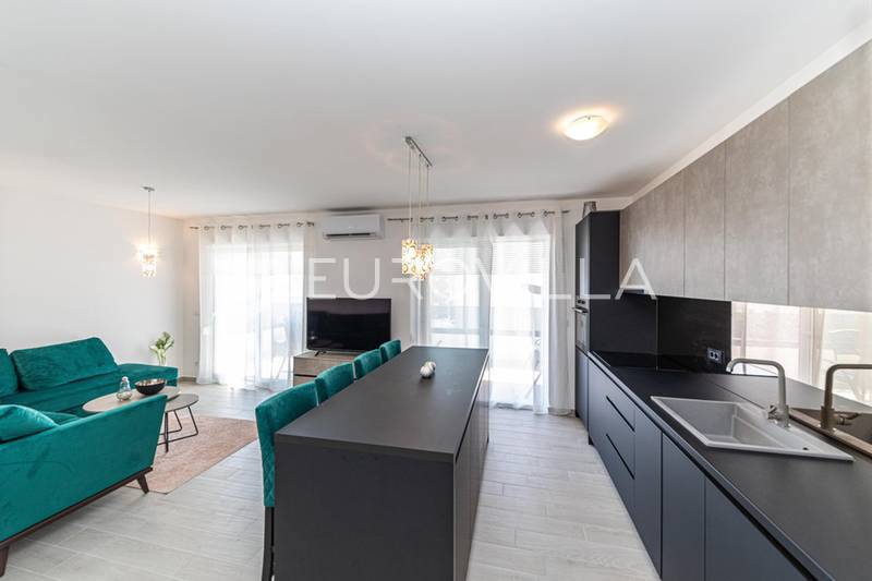 Appartement À louer - SPLITSKO-DALMATINSKA TROGIR