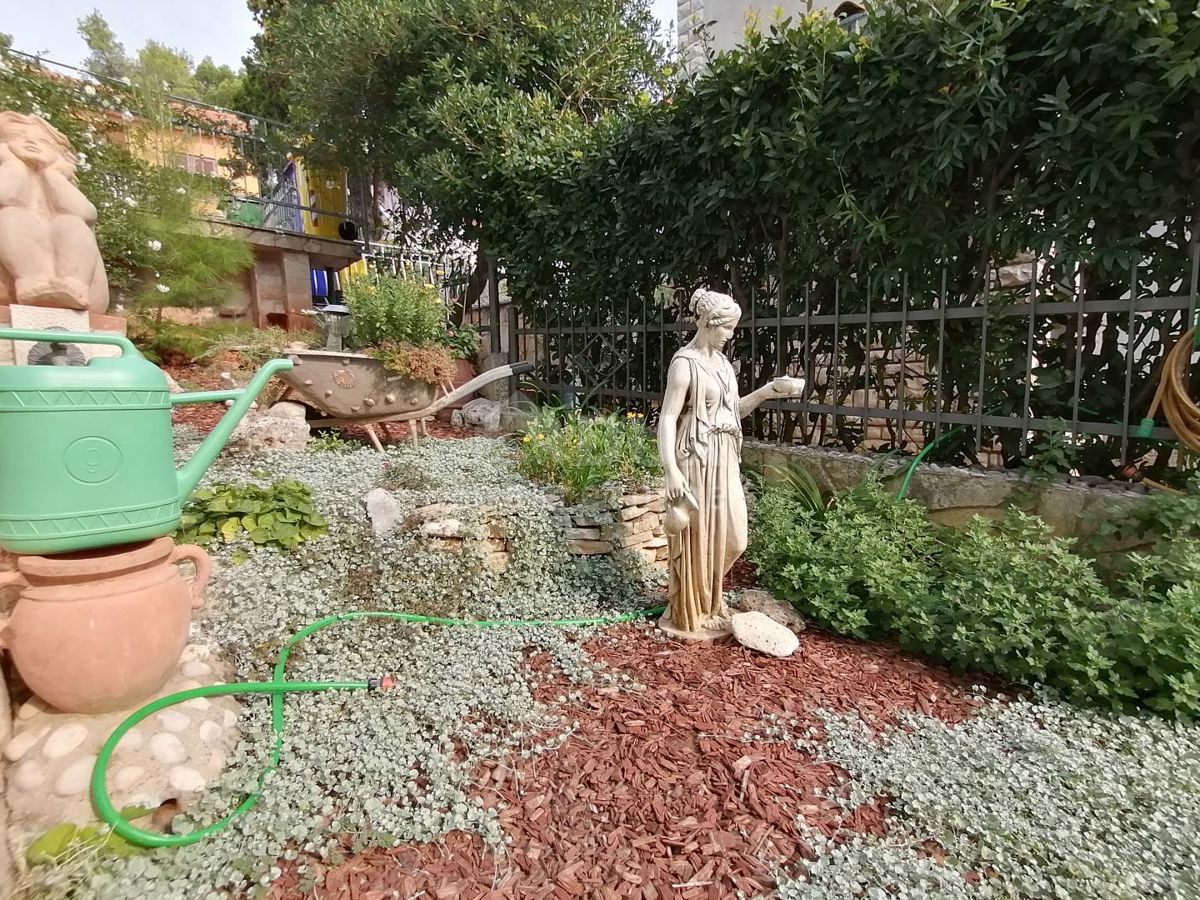 Hiša Na predaj - ISTARSKA ROVINJ