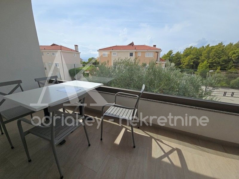 Flat For sale - SPLITSKO-DALMATINSKA BAŠKA VODA