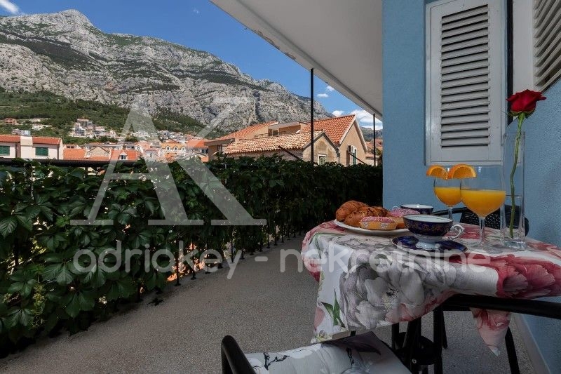 Appartement À vendre - SPLITSKO-DALMATINSKA MAKARSKA