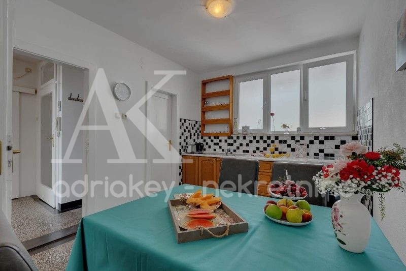 Appartement À vendre - SPLITSKO-DALMATINSKA MAKARSKA