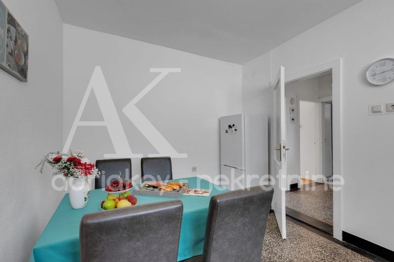 Appartement À vendre - SPLITSKO-DALMATINSKA MAKARSKA