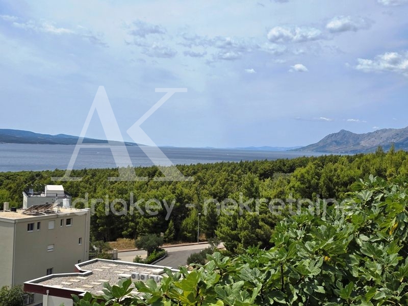 Land For sale - SPLITSKO-DALMATINSKA BAŠKA VODA