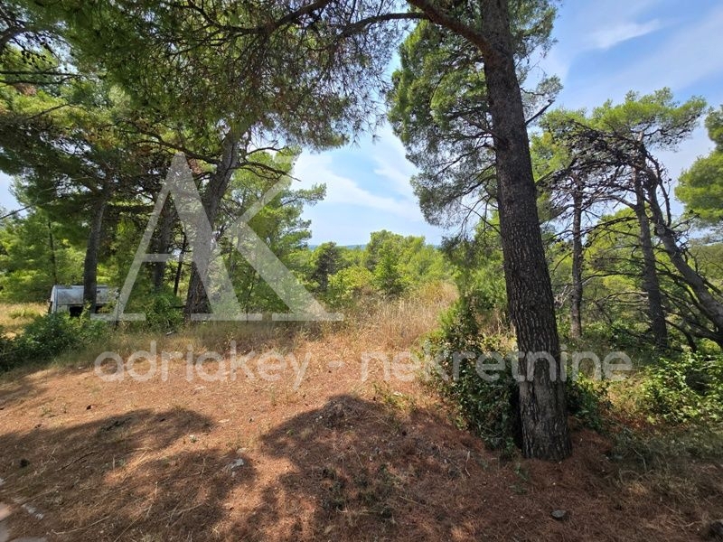 Land For sale - SPLITSKO-DALMATINSKA BAŠKA VODA