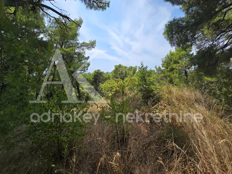 Land For sale - SPLITSKO-DALMATINSKA BAŠKA VODA