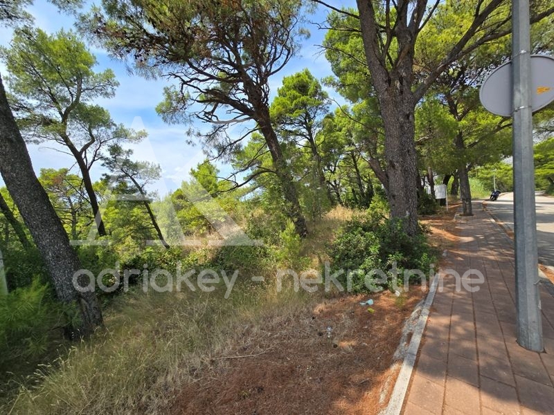 Land For sale - SPLITSKO-DALMATINSKA BAŠKA VODA