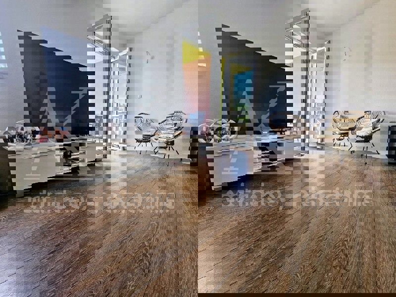 Appartamento In vendita - SPLITSKO-DALMATINSKA MAKARSKA
