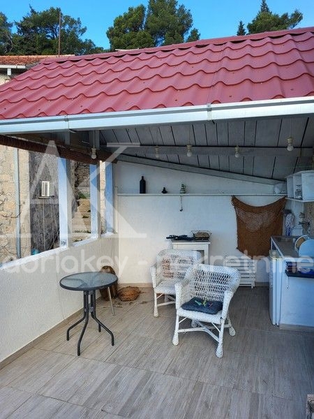 House For sale - SPLITSKO-DALMATINSKA BAŠKA VODA