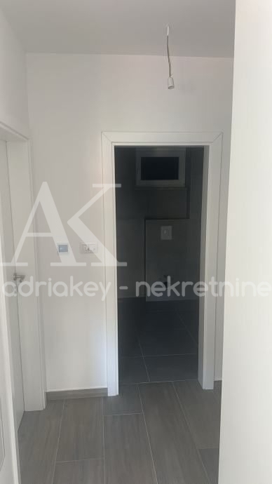 Apartmán Na prodej - SPLITSKO-DALMATINSKA BAŠKA VODA