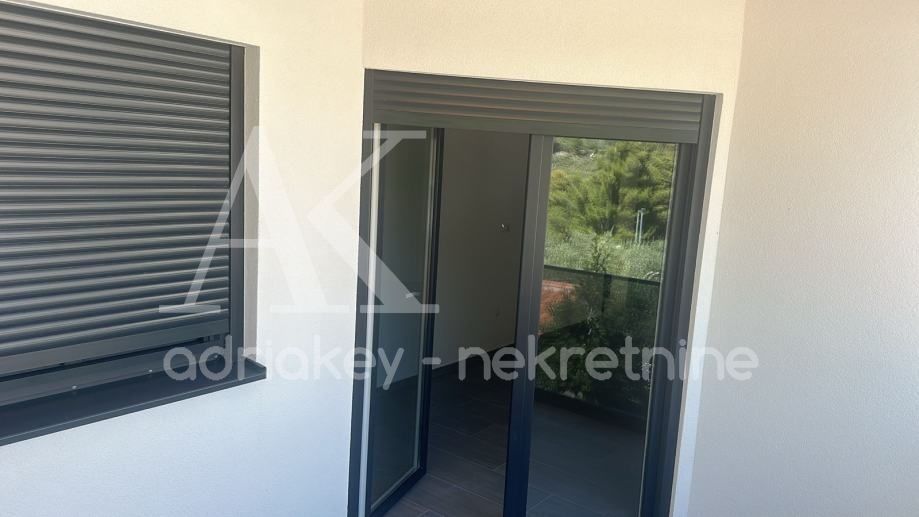 Apartmán Na prodej - SPLITSKO-DALMATINSKA BAŠKA VODA