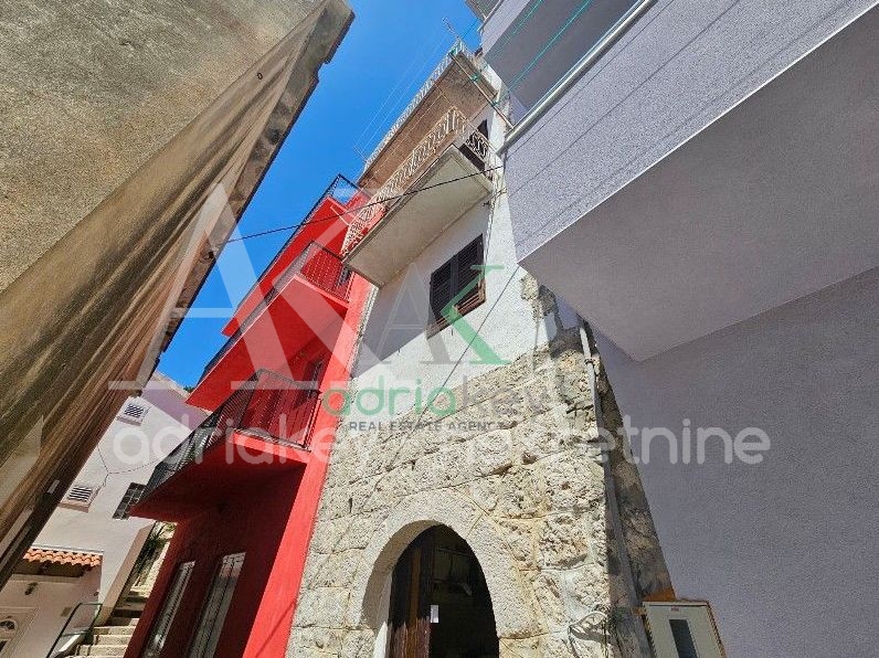 House For sale - SPLITSKO-DALMATINSKA PODGORA