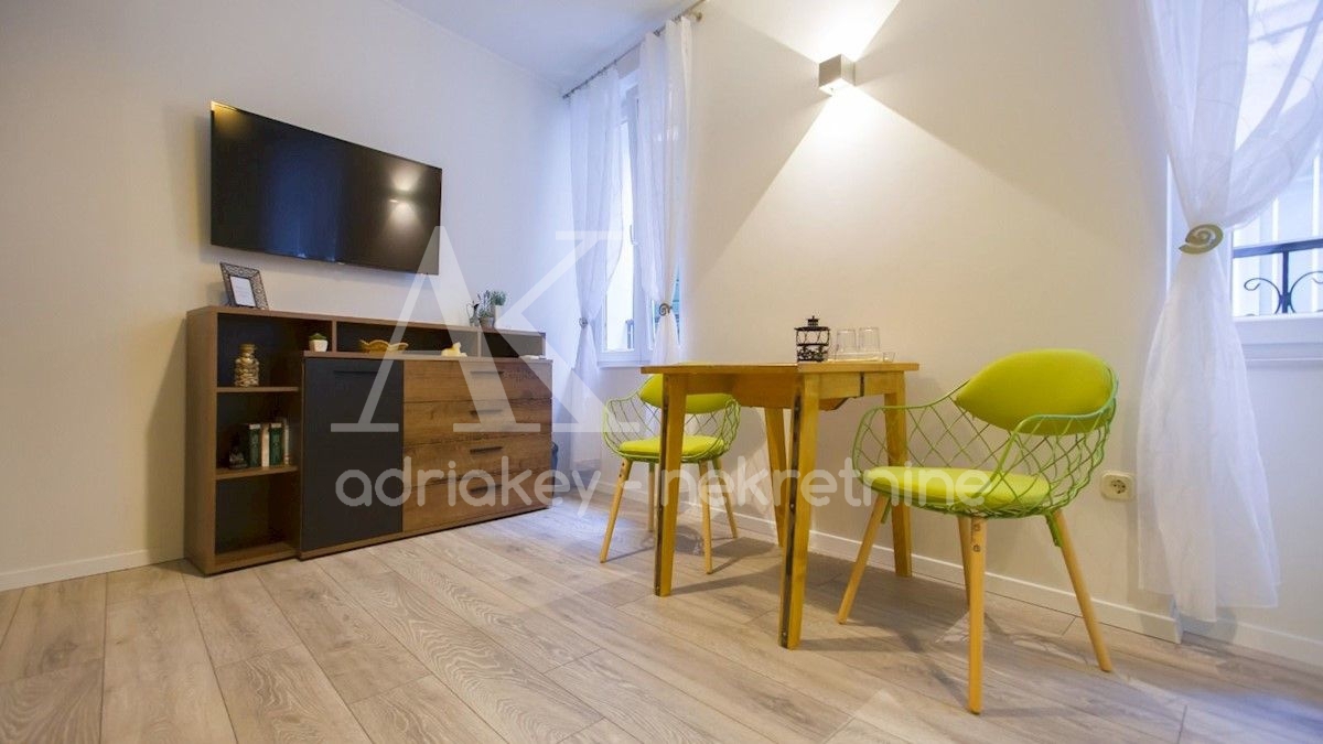 Flat For sale - SPLITSKO-DALMATINSKA SPLIT