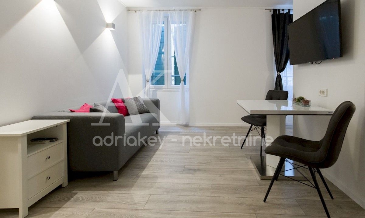 Flat For sale - SPLITSKO-DALMATINSKA SPLIT