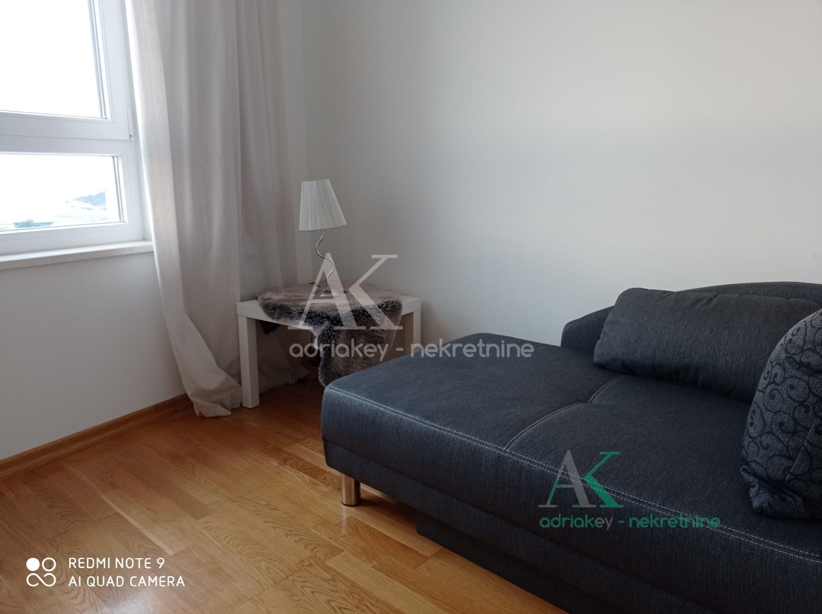 Apartma Na predaj - SPLITSKO-DALMATINSKA MAKARSKA