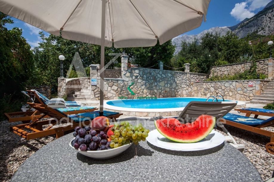 Casa In vendita - SPLITSKO-DALMATINSKA MAKARSKA