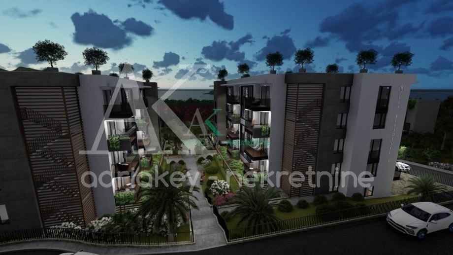 Apartment Zu verkaufen - SPLITSKO-DALMATINSKA MAKARSKA