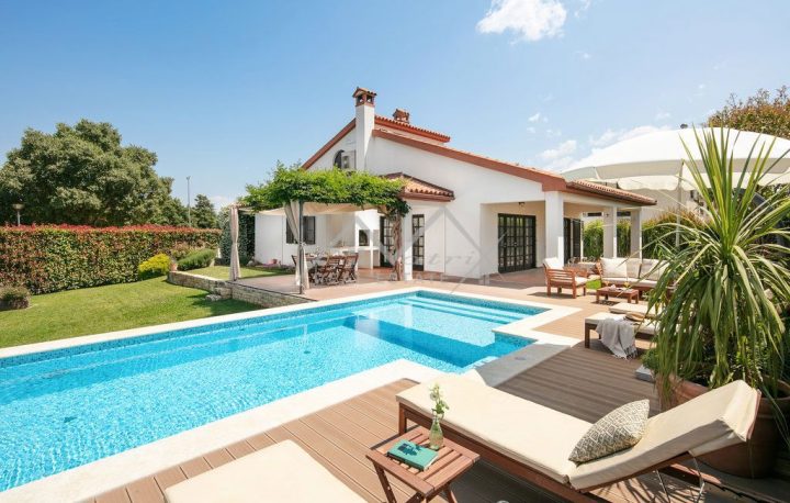 Kuća na prodaju 330 m² – Poreč