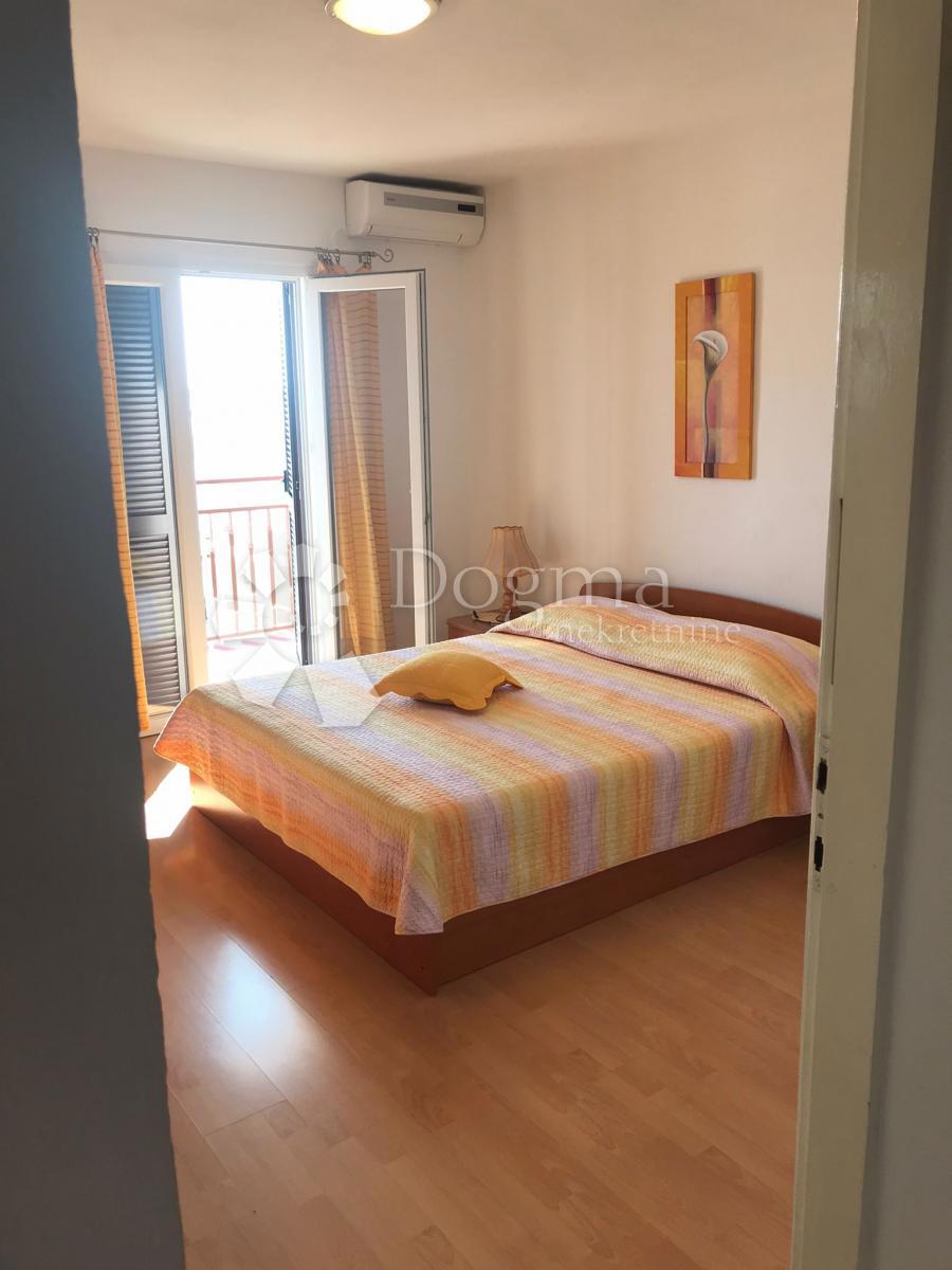 Apartmán Na predaj - SPLITSKO-DALMATINSKA JELSA