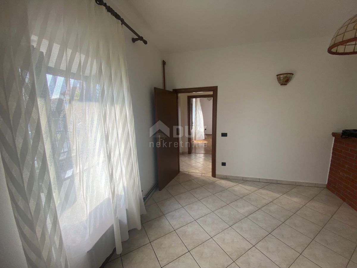 Flat For sale - PRIMORSKO-GORANSKA VIŠKOVO