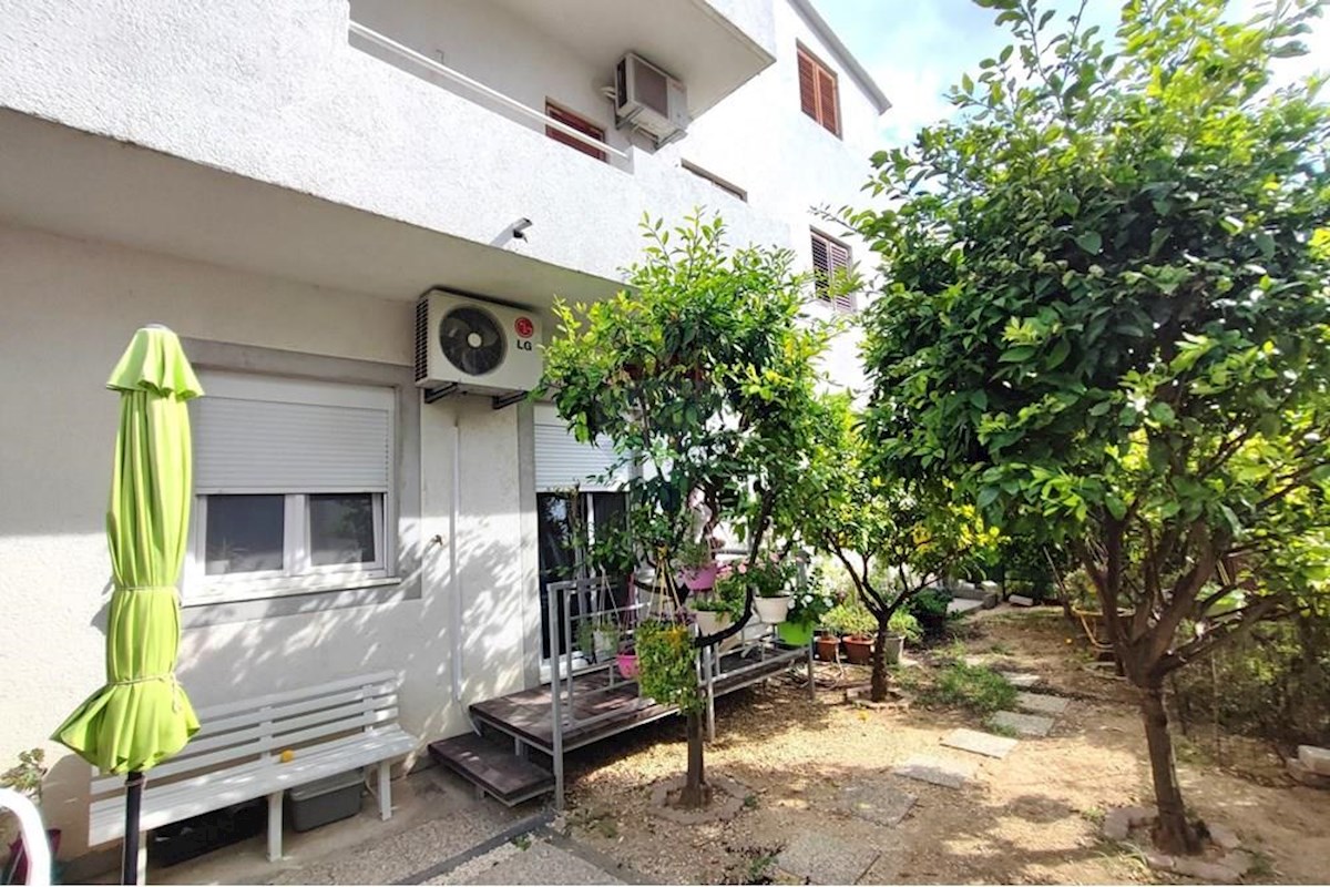 Maison À vendre - SPLITSKO-DALMATINSKA SPLIT