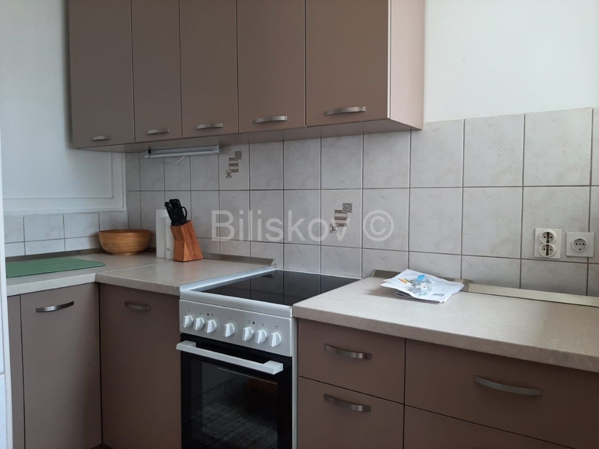 Flat For rent - SPLITSKO-DALMATINSKA SPLIT