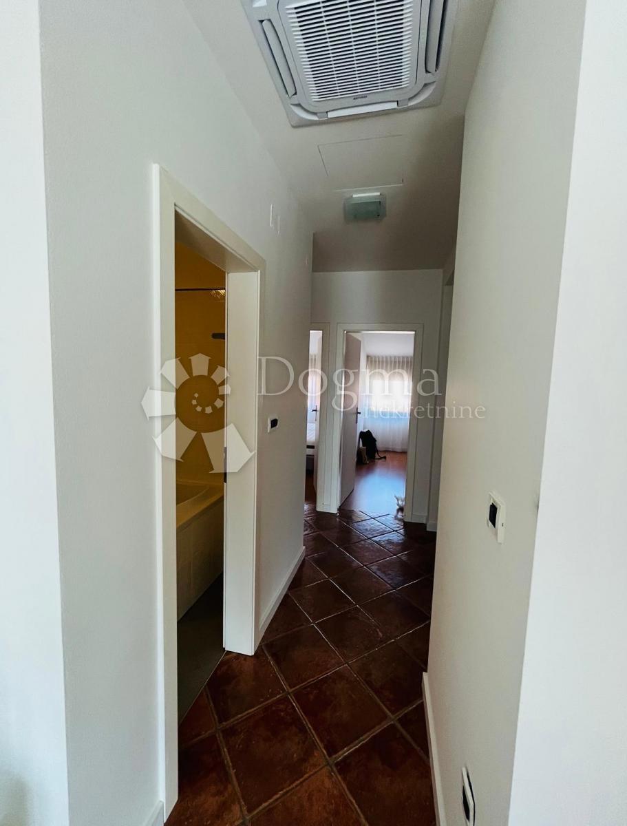 Apartma Na predaj - ISTARSKA POREČ