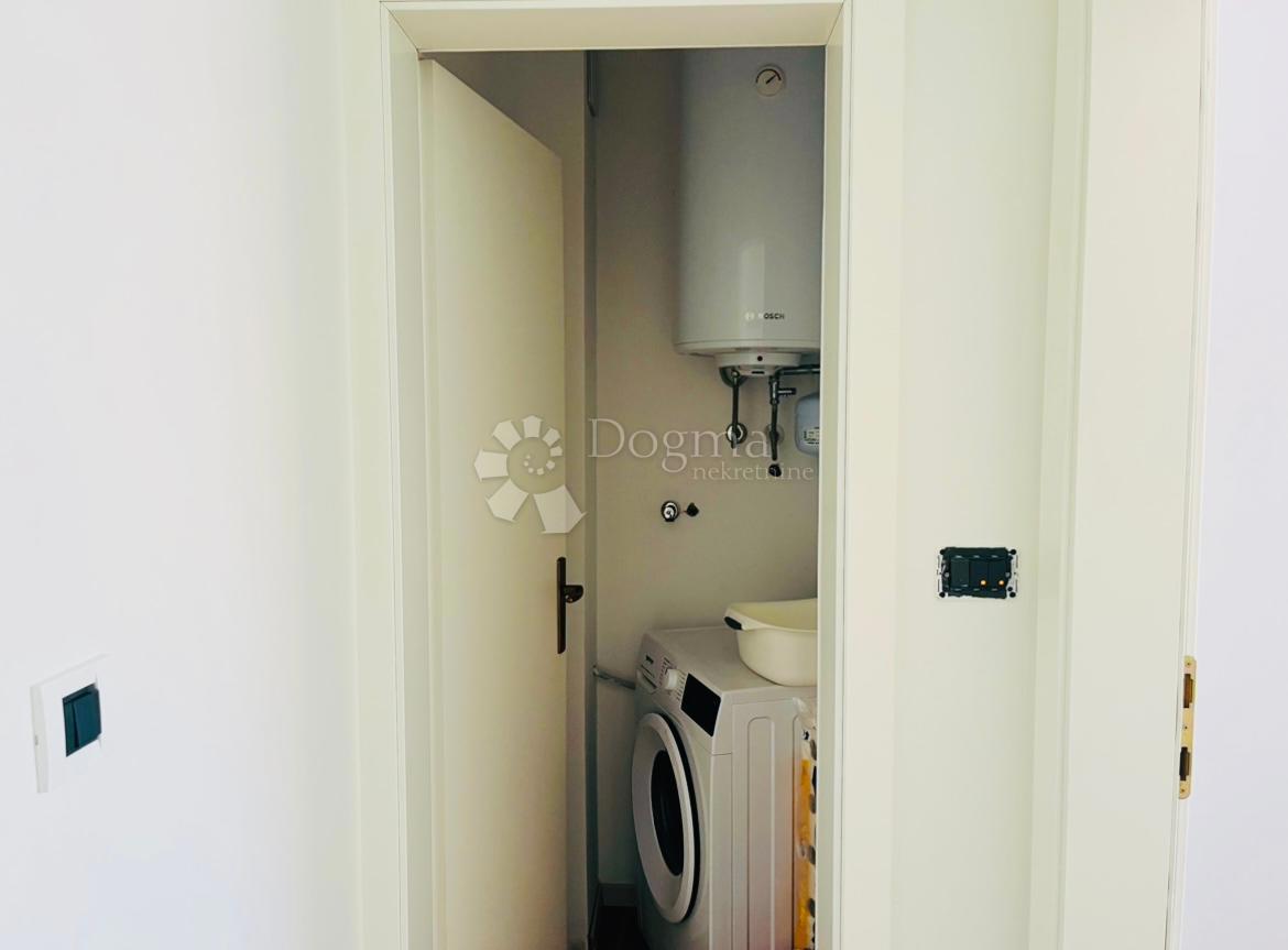 Apartma Na predaj - ISTARSKA POREČ