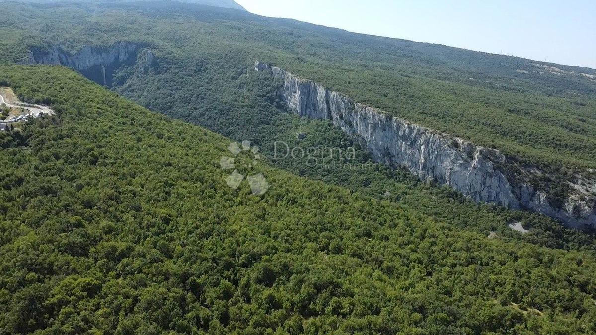 Kuća Na prodaju - ISTARSKA LUPOGLAV