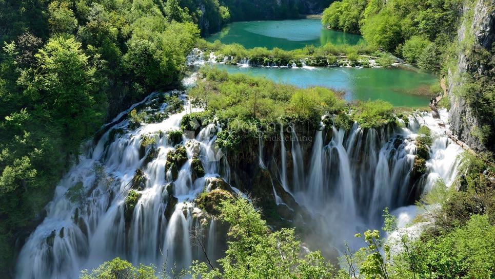 Pozemok Na predaj - LIČKO-SENJSKA PLITVIČKA JEZERA