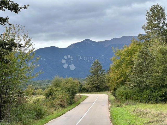 Pozemek na prodej 3215 m² – Smiljansko Polje