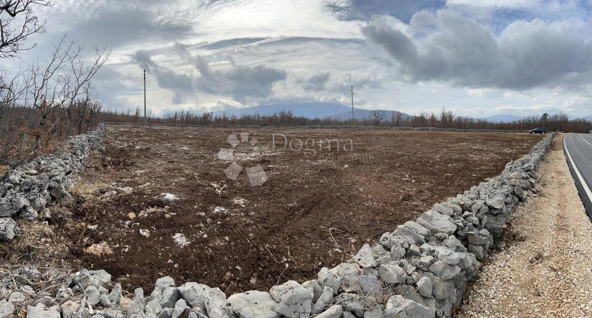 Parcela Naprodaj - SPLITSKO-DALMATINSKA Lovreć