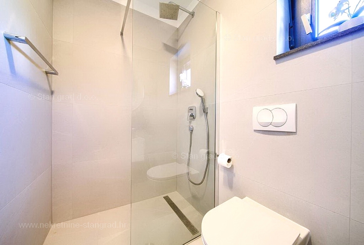 Flat For sale - PRIMORSKO-GORANSKA KRK