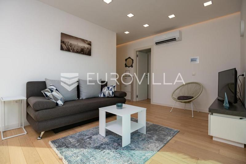 Appartement À louer - ZADARSKA ZADAR