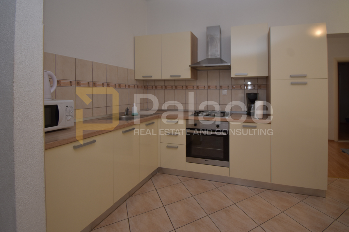 Flat For sale - SPLITSKO-DALMATINSKA PODSTRANA