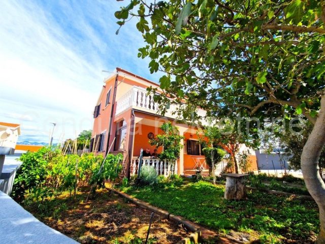 Dům na prodej 130 m² – Vir