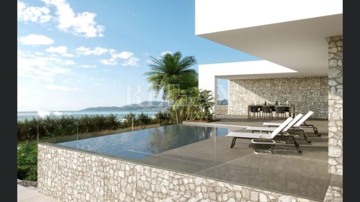 Hiša na predaj 334 m² – Klenovica