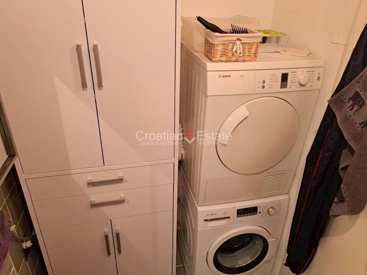 Apartment Zu verkaufen - SPLITSKO-DALMATINSKA SPLIT