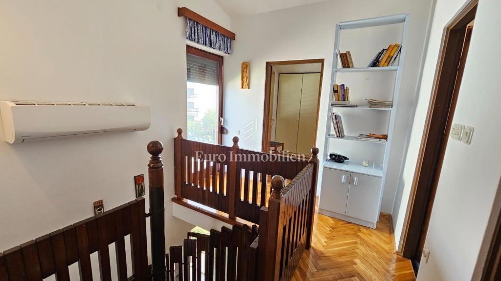 Apartma Na predaj - PRIMORSKO-GORANSKA CRIKVENICA