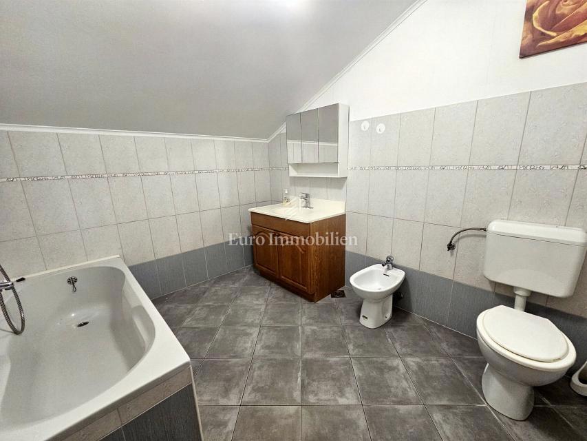 Apartma Na predaj - PRIMORSKO-GORANSKA KRK