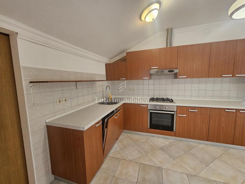 Apartma Na predaj - PRIMORSKO-GORANSKA KRK