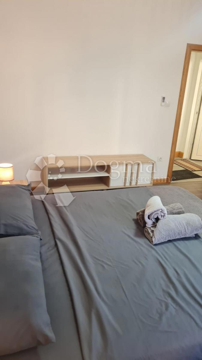 Apartmán K pronájmu KAŠTEL GOMILICA